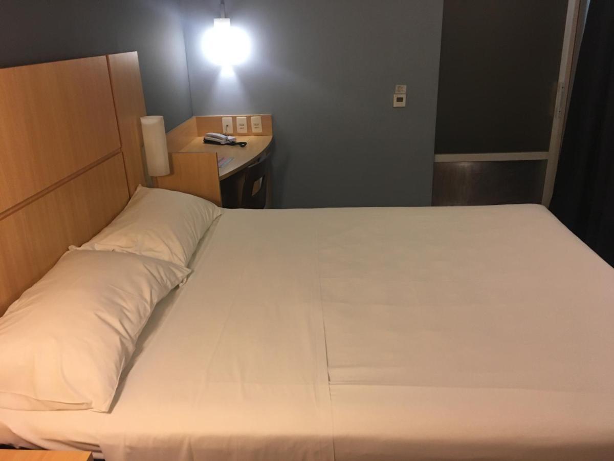Ibis Belo Horizonte Savassi Hotel Bagian luar foto