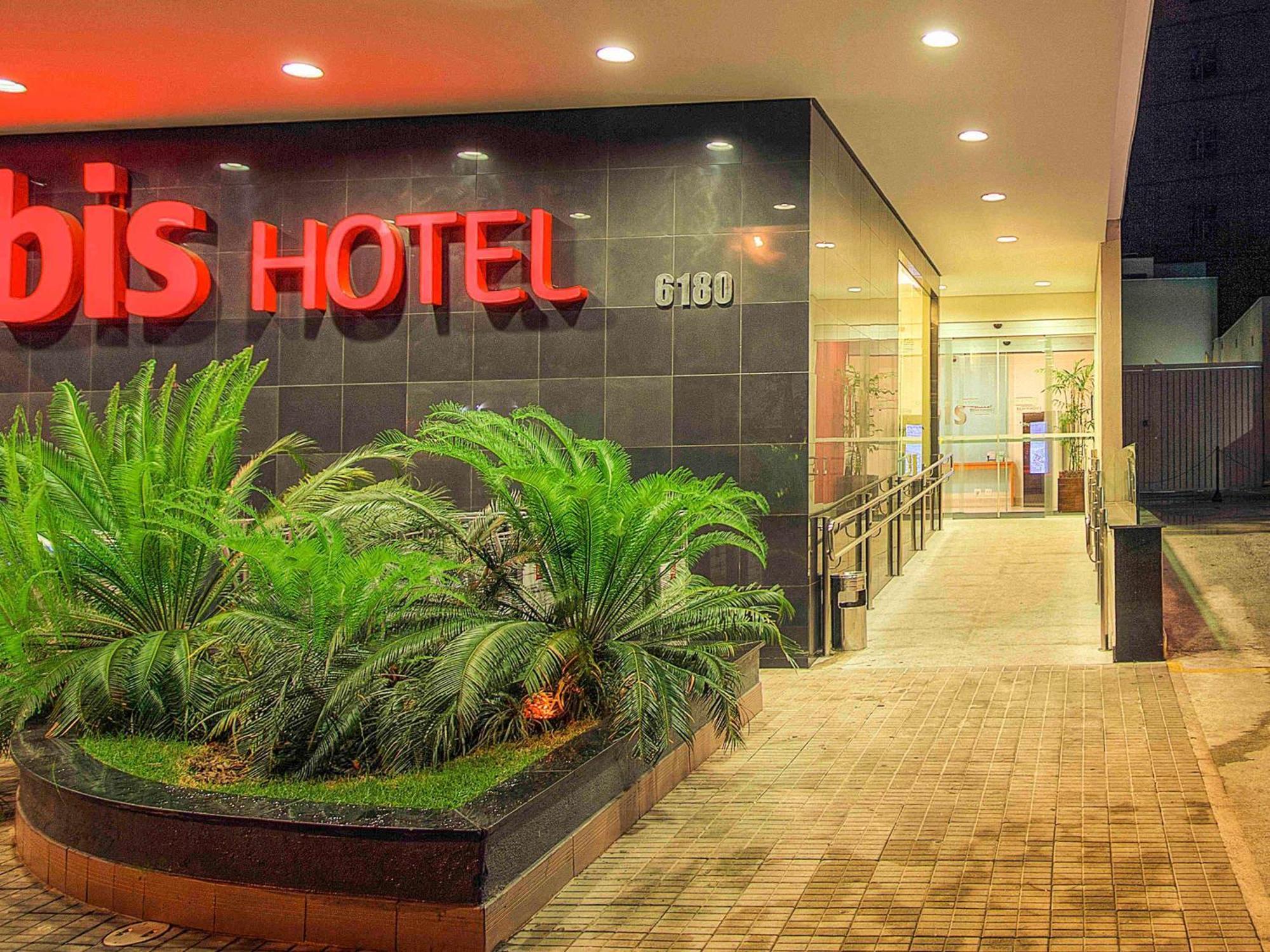 Ibis Belo Horizonte Savassi Hotel Bagian luar foto