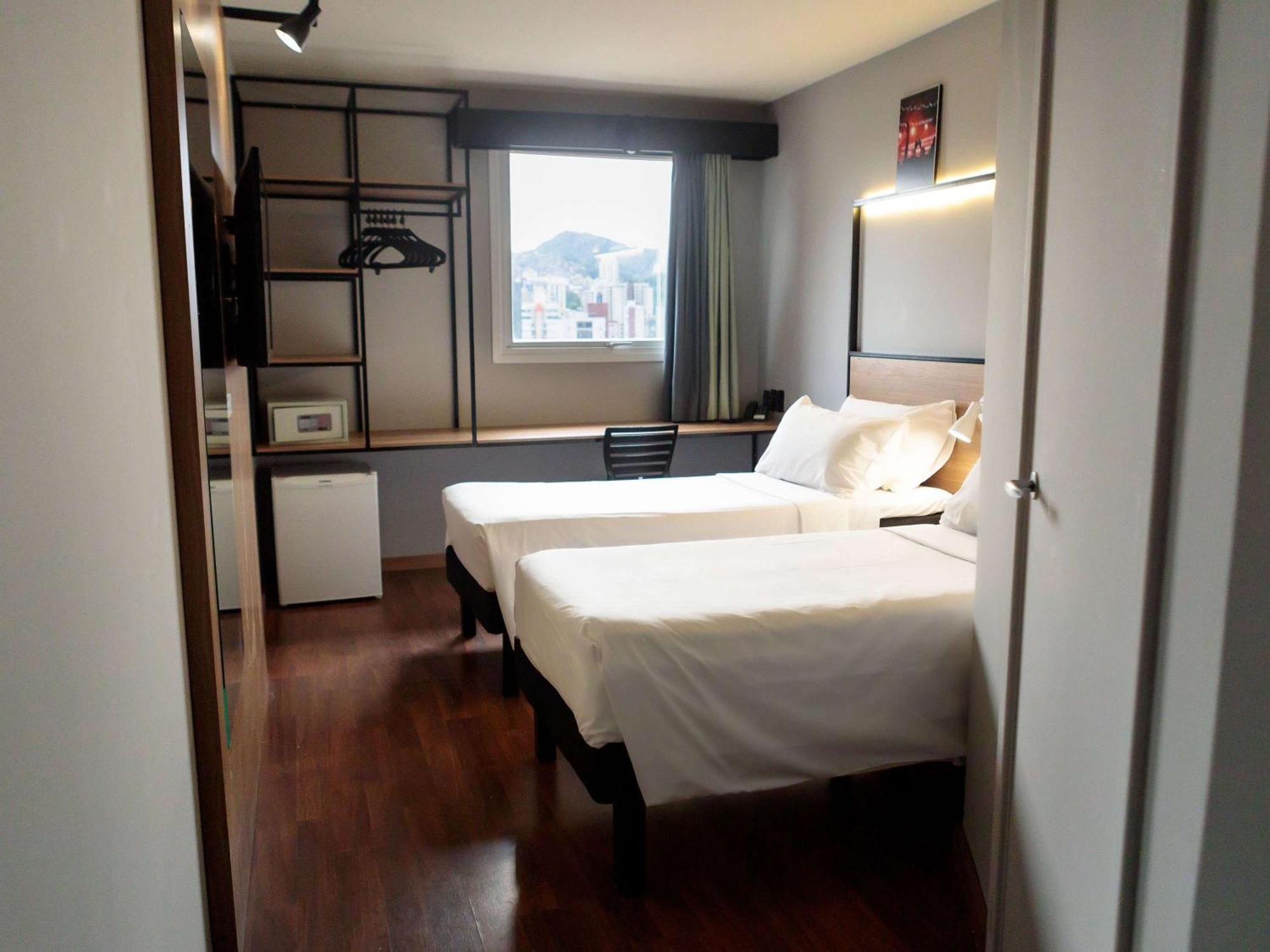 Ibis Belo Horizonte Savassi Hotel Bagian luar foto