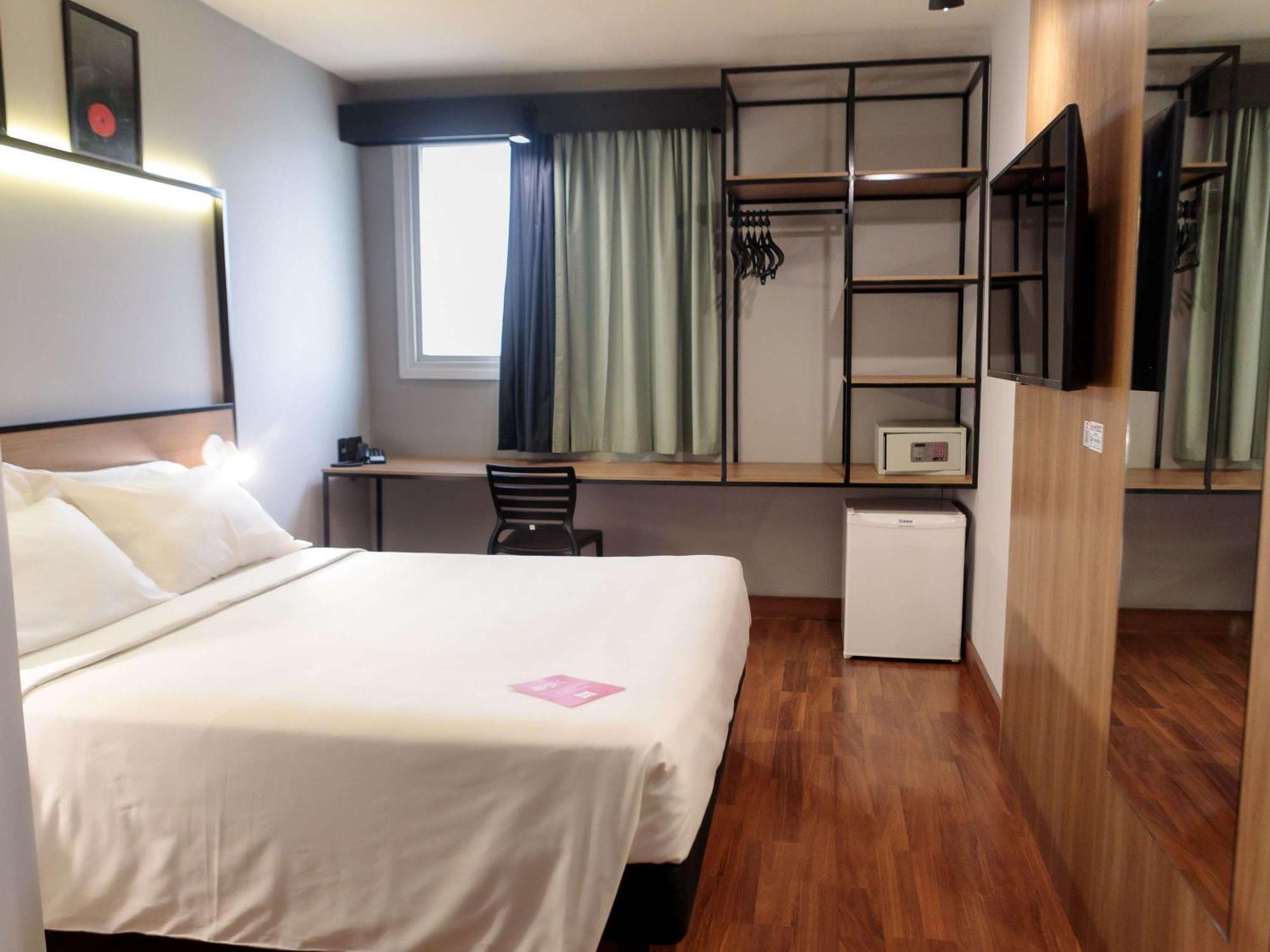 Ibis Belo Horizonte Savassi Hotel Bagian luar foto