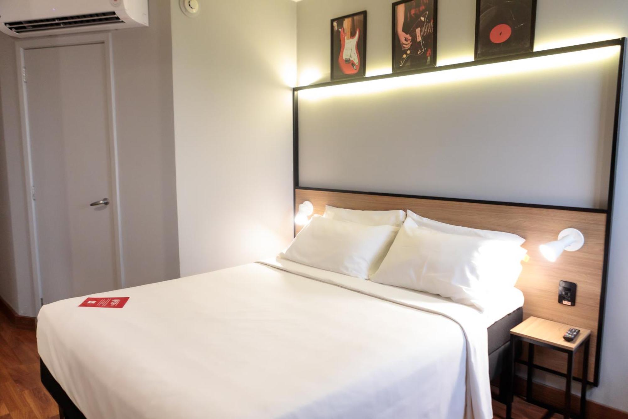 Ibis Belo Horizonte Savassi Hotel Bagian luar foto
